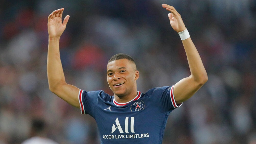 Mbappé, tras una acción con el PSG