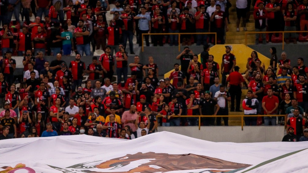 Afición de Atlas en la Semi vs Tigres