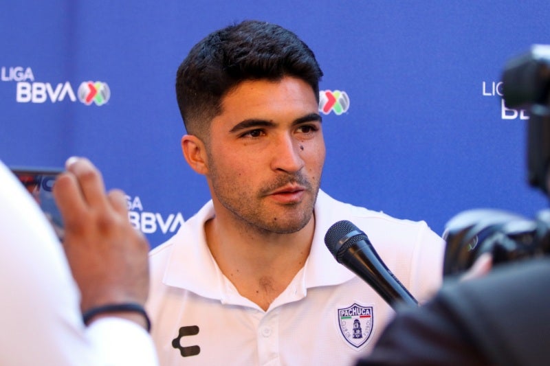 Nicolás Ibañez en conferencia de prensa previo a la Final