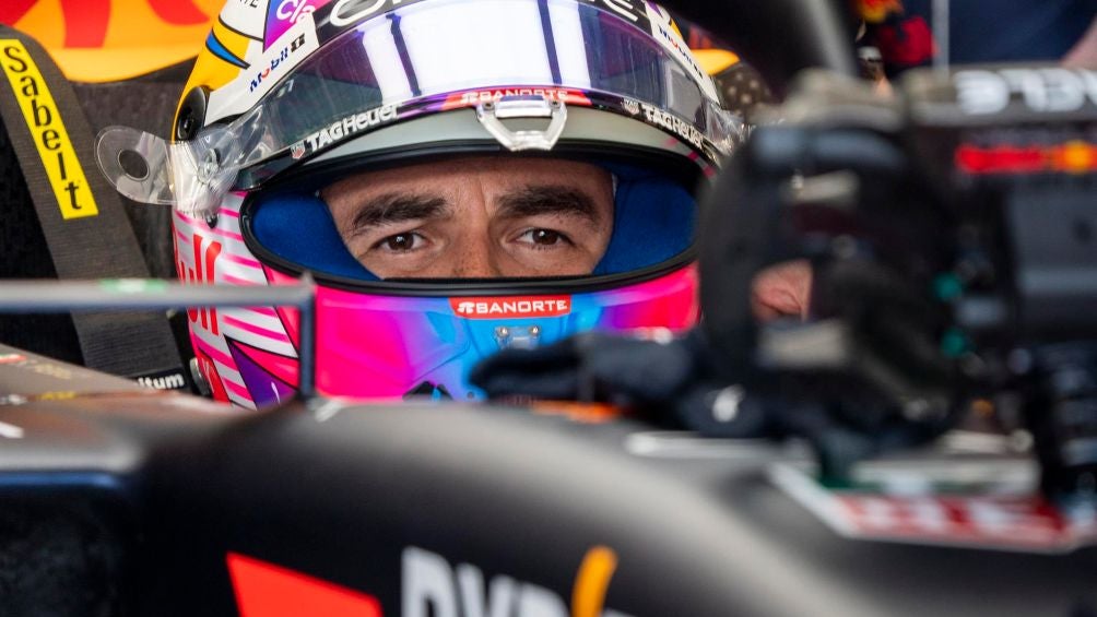 Checo Pérez aparece en 'otro planeta' con su monoplaza