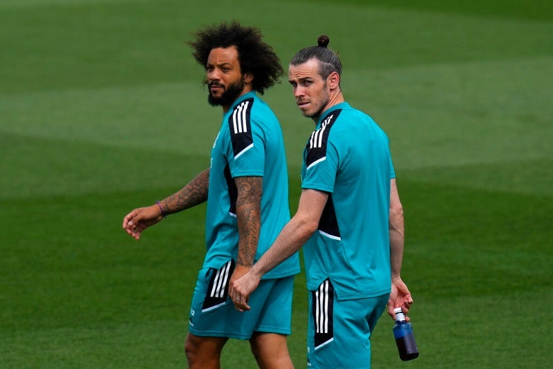 Marcelo y Gareth Bale entrenando con el Real Madrid