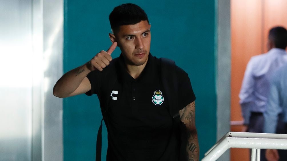 Leo Suárez, delantero de Santos Laguna