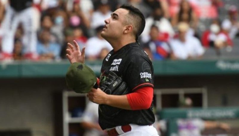 Alemao Hernández sale del juego