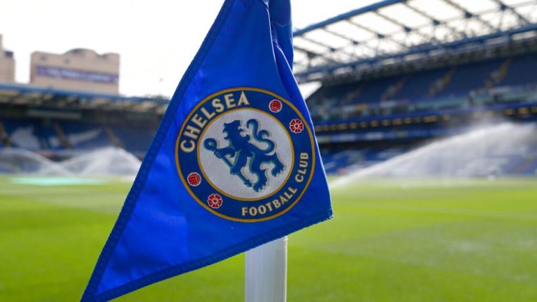 Banderín en el Stamford Bridge