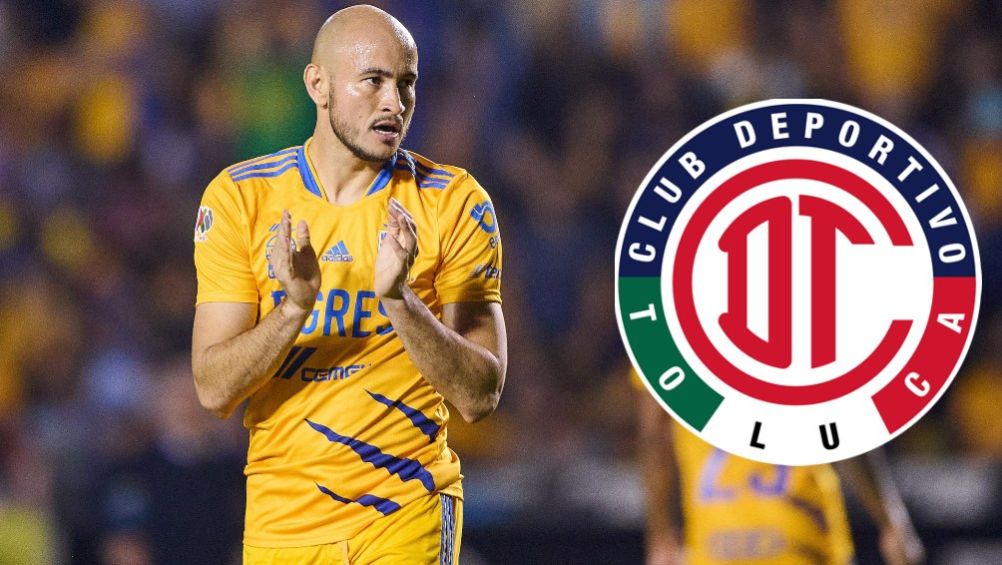 Carlos González en acción con Tigres