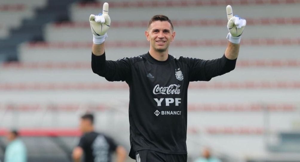 Emiliano Martínez entrenando con Argentina