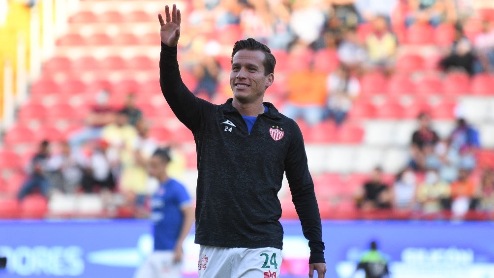 Oso González previo a un partido de Necaxa