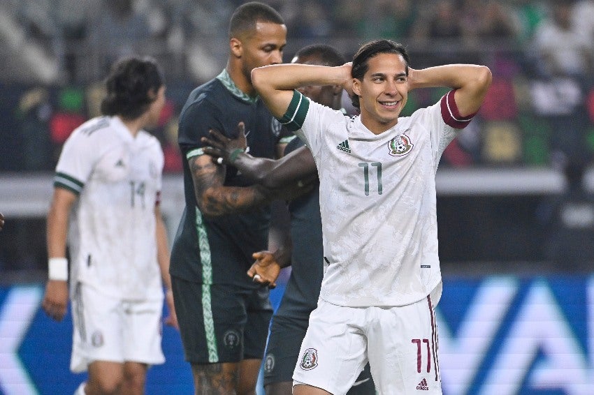 Diego Lainez en el partido vs Nigeria