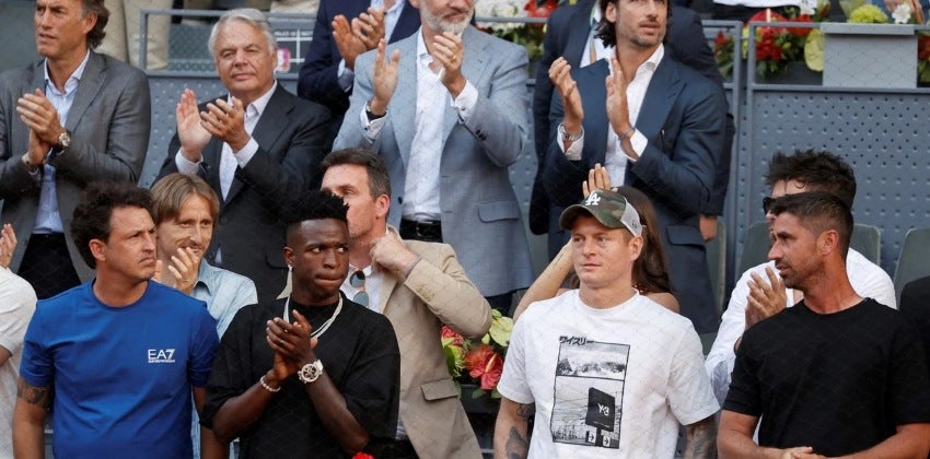 Vini en Roland Garros con lujoso reloj