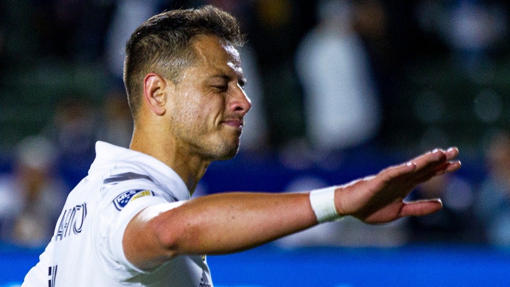 Chicharito en un juego con Galaxy 