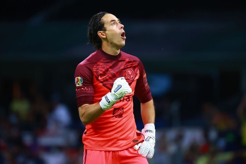 Óscar Jiménez durante un partido del América