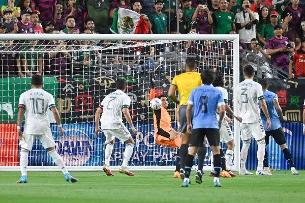 Uruguay anota a México en partido Amistoso en Glendale, Arizona