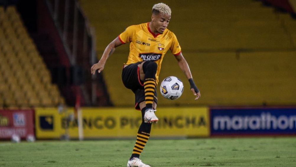 Byron Castillo en acción con Barcelona de Guayaquil