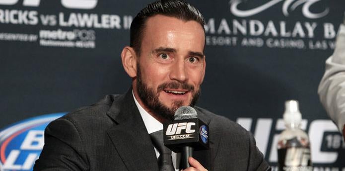 CM Punk en conferencia de prensa