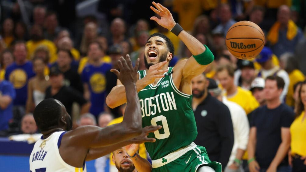 Boston no pudo en este juego con la defensa de Golden State