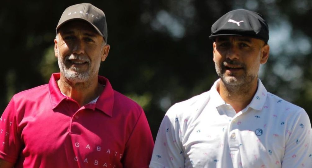 Pep Guardiola y Gabriel Batistuta durante el torneo de golf