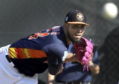 Roberto Osuna con los Astros de Houston