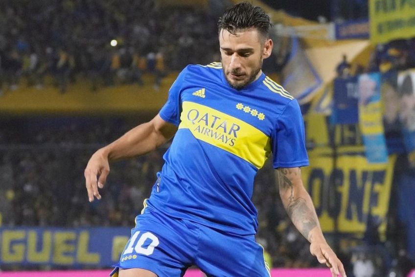 Eduardo Salvio durante un partido de Boca Juniors