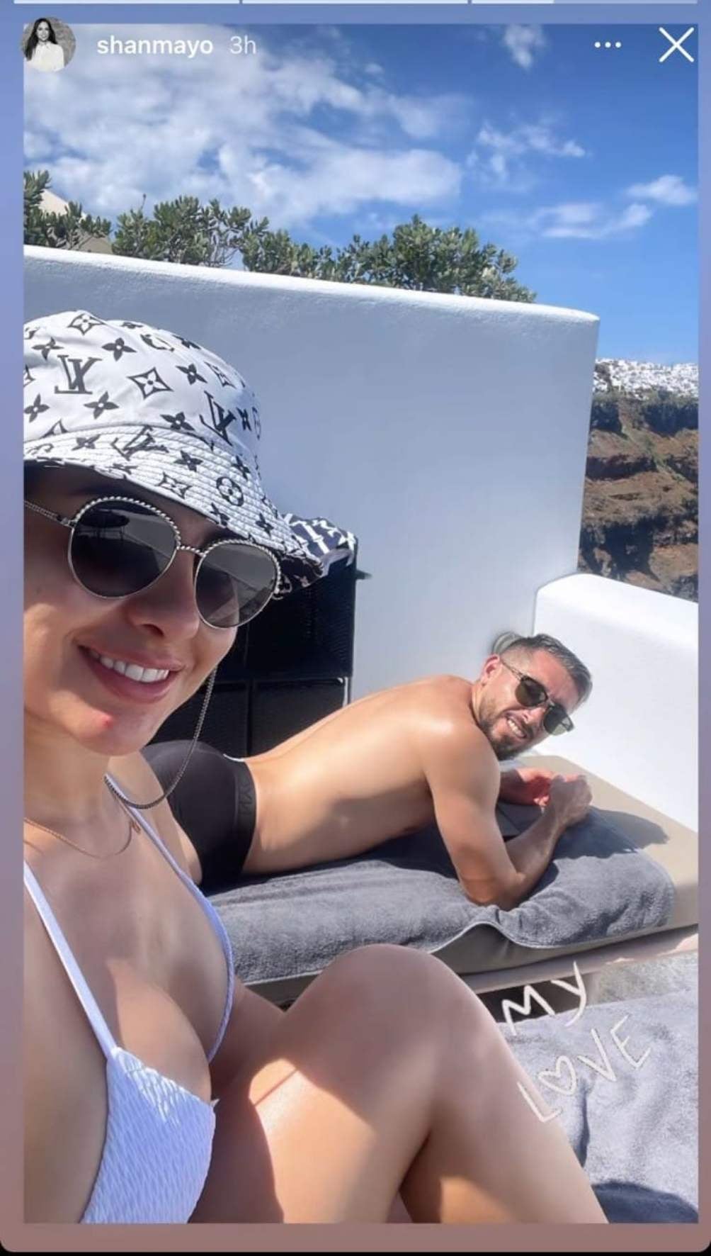 Héctor Herrera se encuentra en Grecia