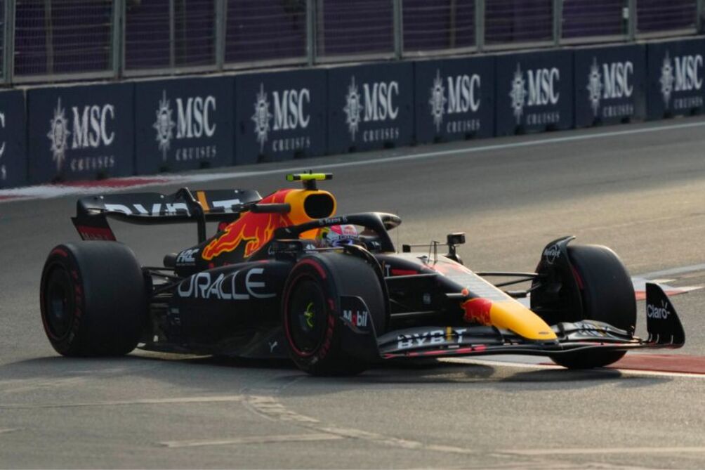 Sergio Pérez en el día de prácticas previo al GP de Azerbayán