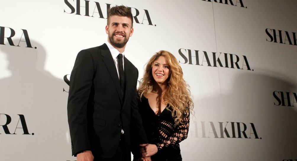 Shakira junto a Gerard Piqué en un evento