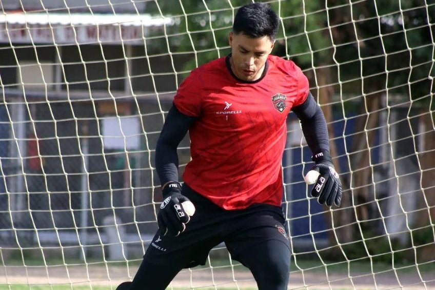 Alfredo Talavera en pretemporada con Bravos de Juárez