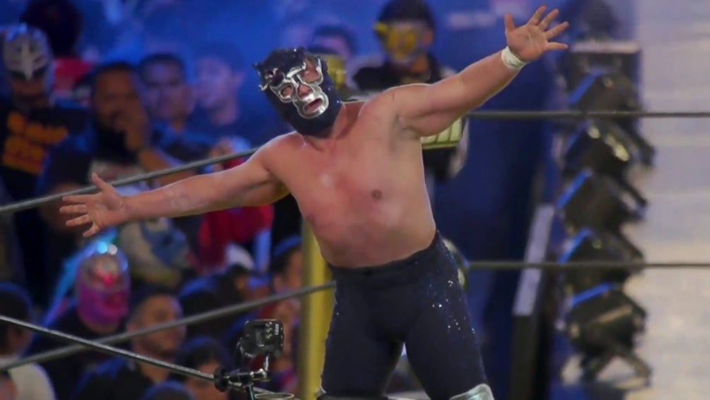 Blue Demon Jr. salvó la mascara