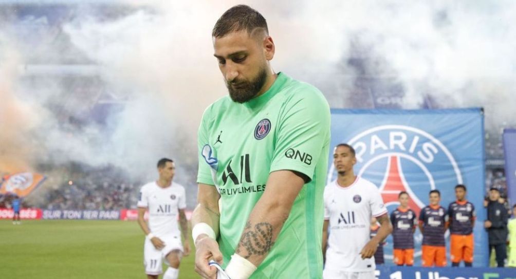 Gianluigi Donnarumma previo a un partido del PSG