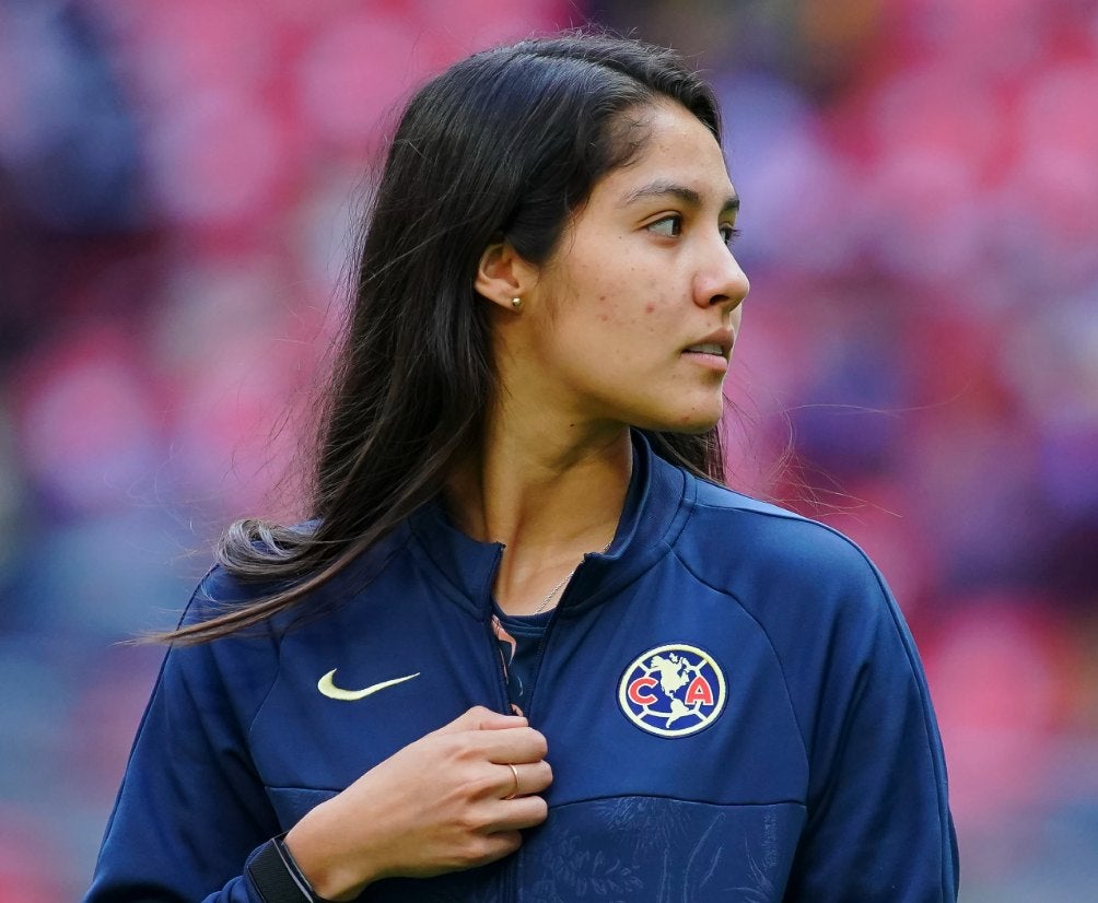 Alison González con el América