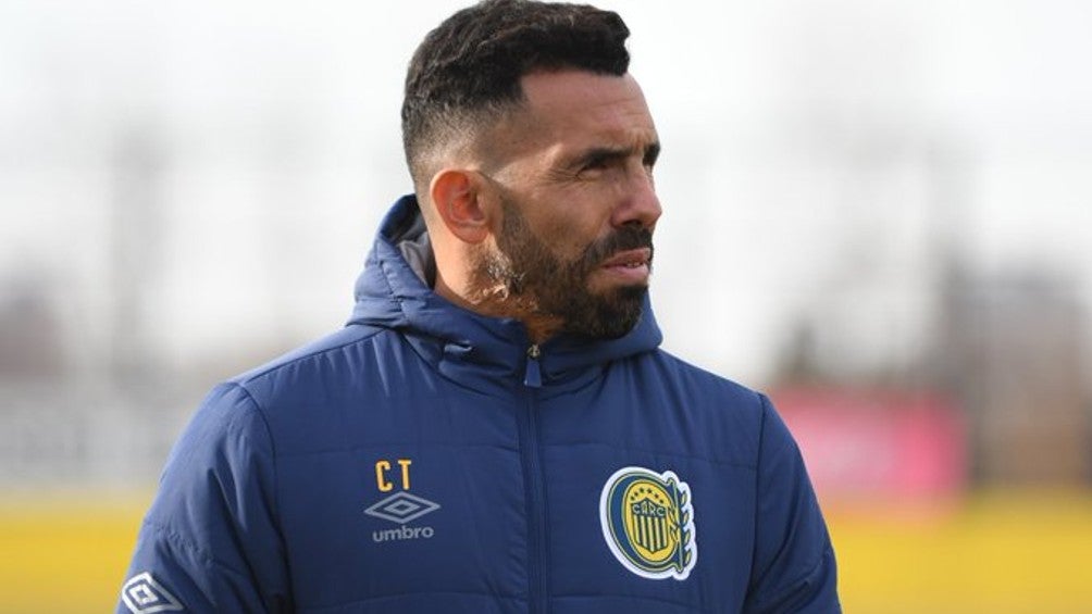 Carlos Tévez en su primer entrenamiento con Rosario Central