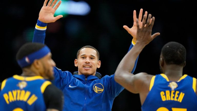 Juan Toscano celebró con los Golden State Warriors