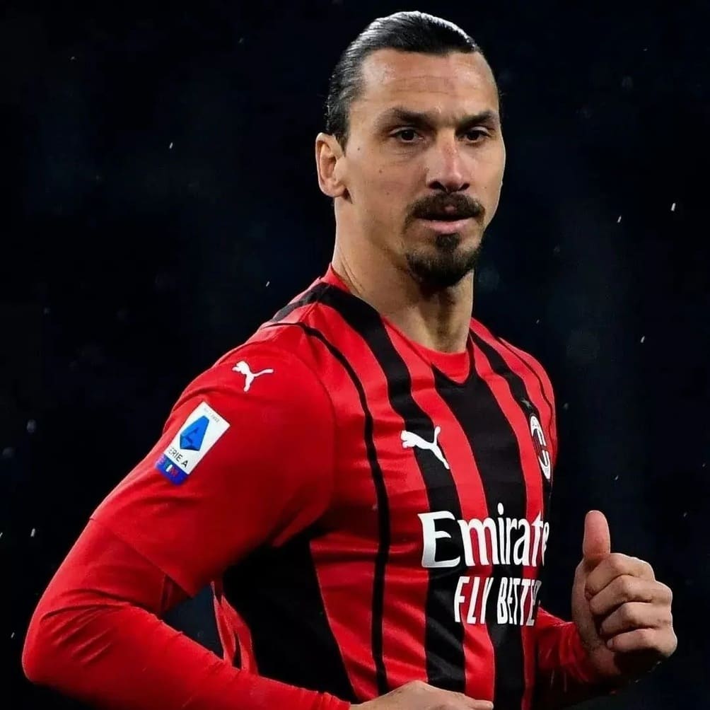 Zlatan Ibrahimovic se quedará en Milan