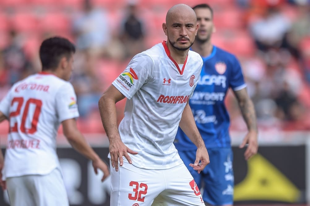 Carlos González debutó con el Toluca