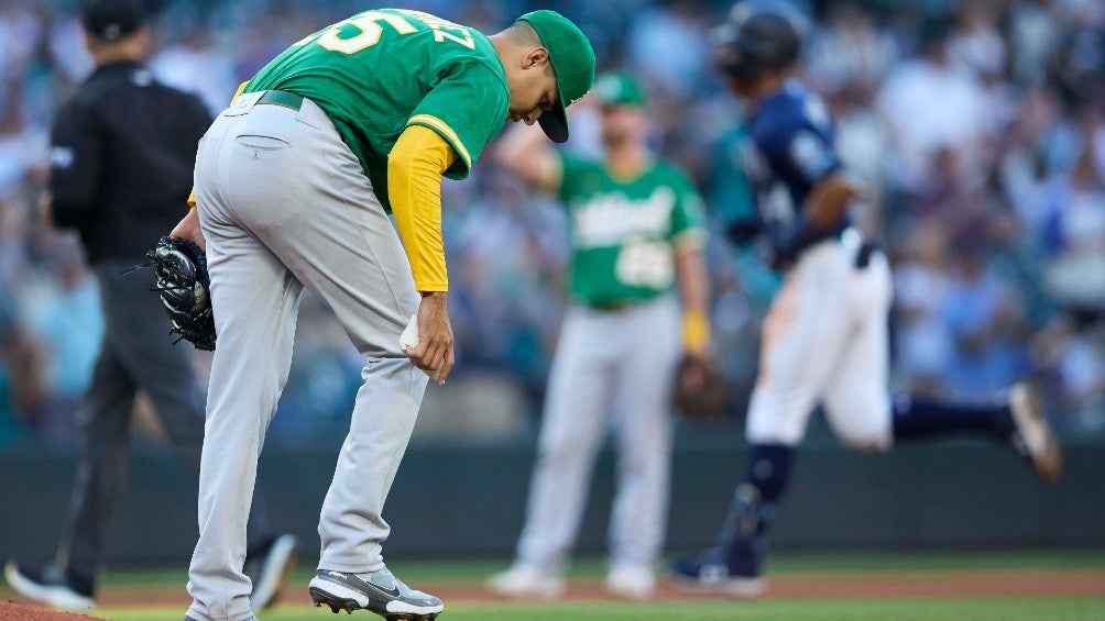 Adrián Martínez: Complicada salida del mexicano en derrota de Athletics ante Mariners