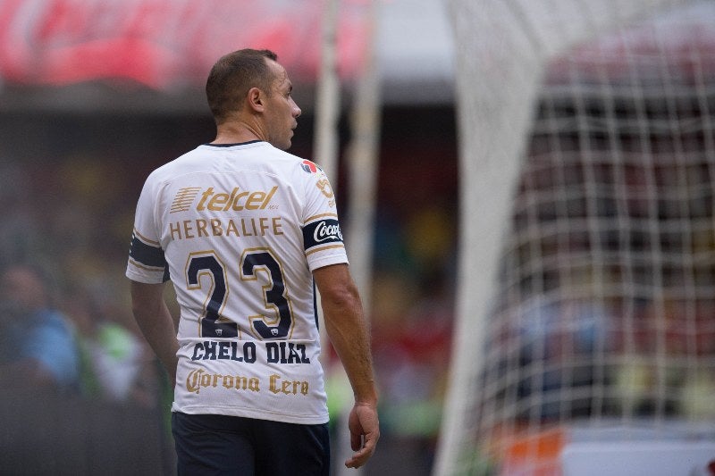 Chelo Díaz, como delantero de Pumas