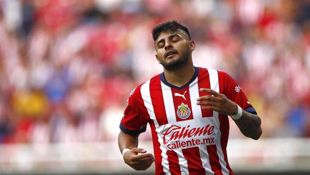 Alexis Vega en lamento con Chivas