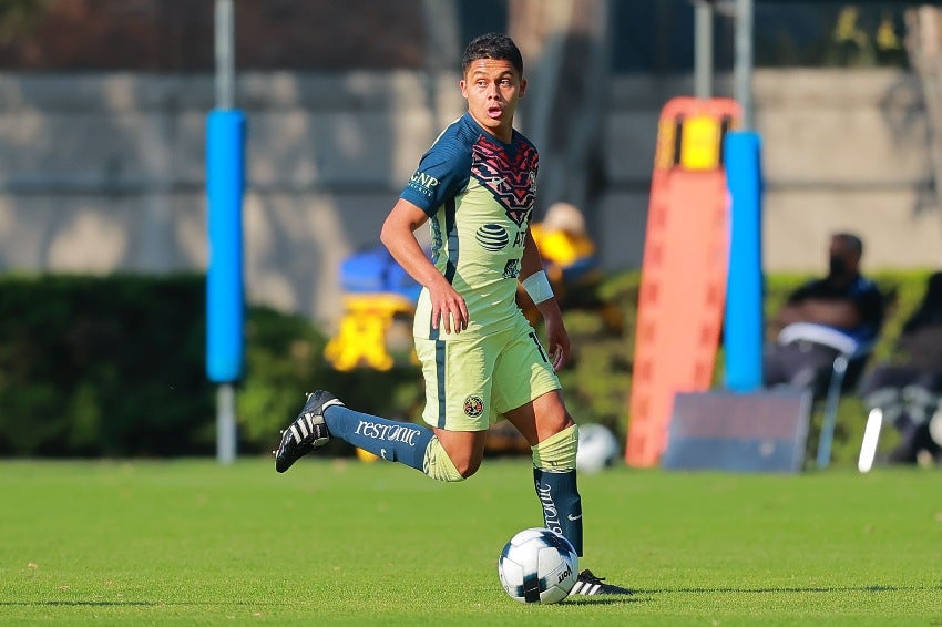 Morrison Palma en un partido de América Sub 20