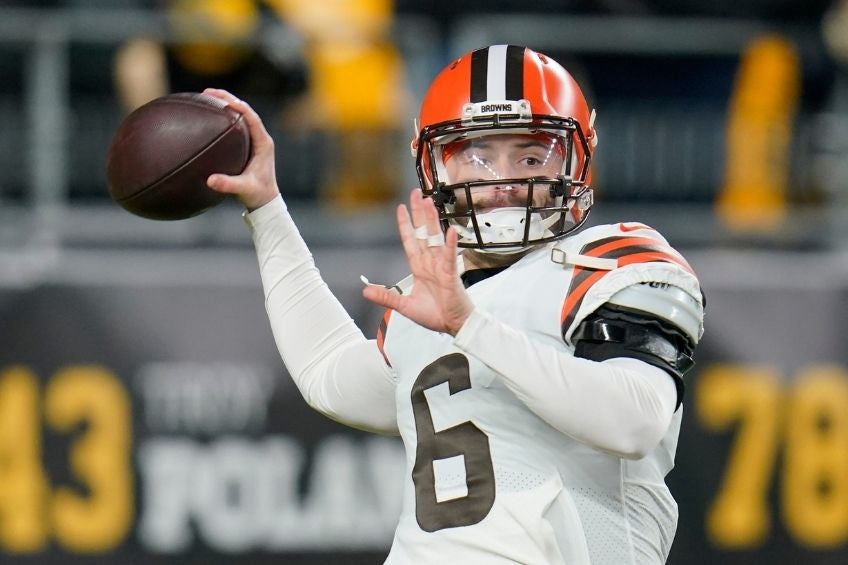 Baker Mayfield durante un partido de los Browns