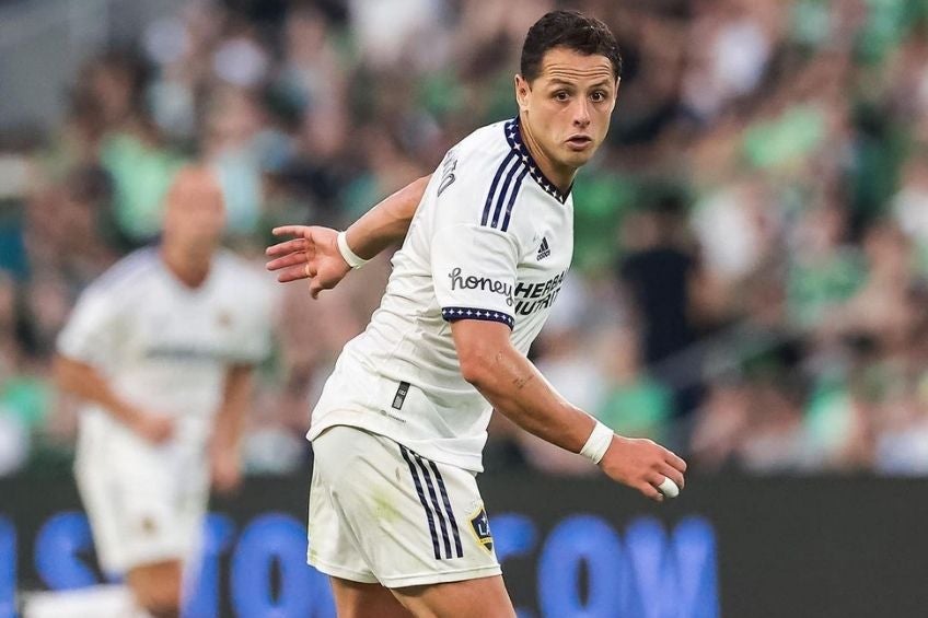 Chicharito durante un partido del Galaxy