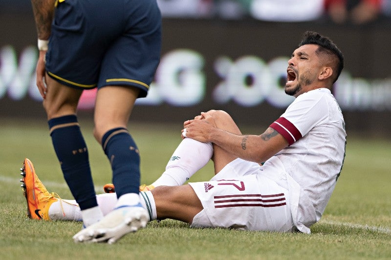 Tecatito Corona se lesionó en partido vs Ecuador