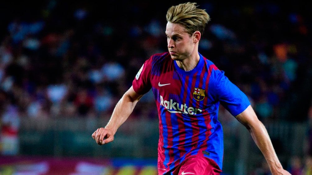 Frenkie de Jong durante un partido con el Barcelona