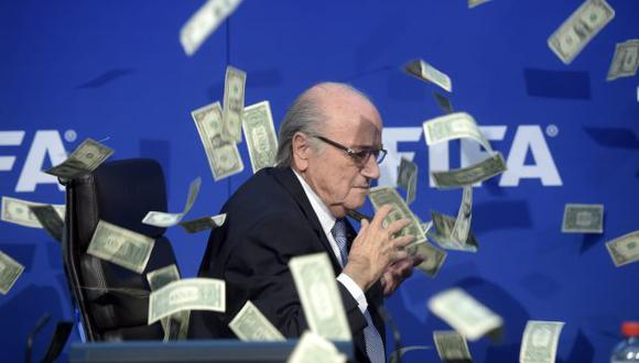 Joseph Blatter fue absuelto y recibirá pago por indemnización