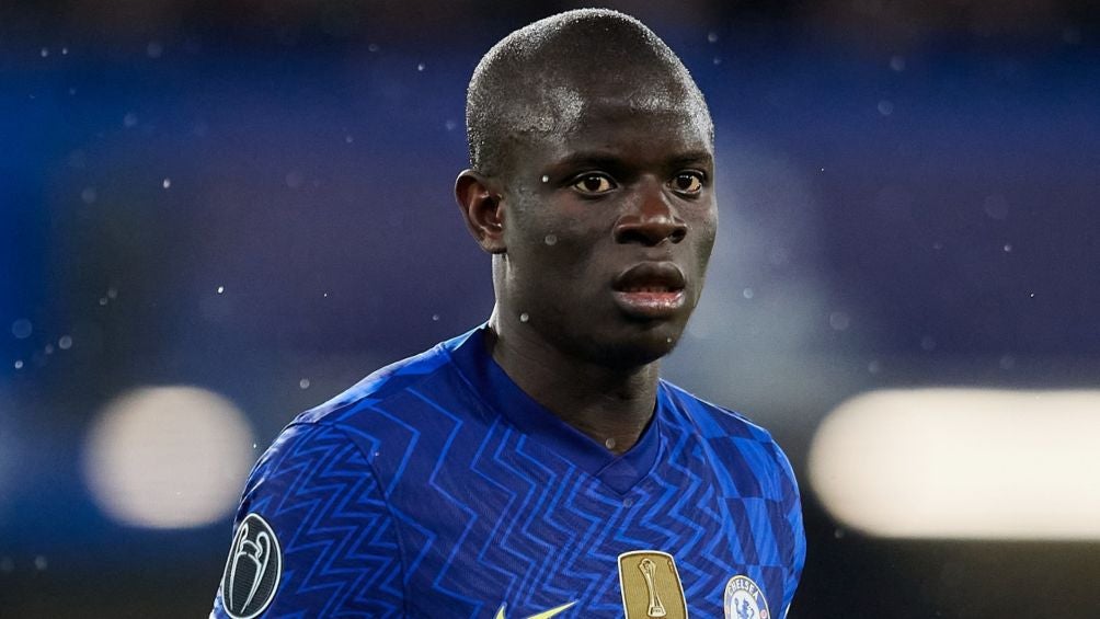 Kanté no jugará por no tener la vacuna contra el Covid-19