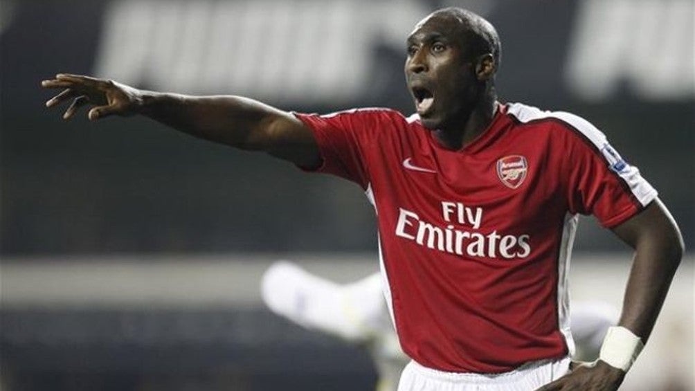 Sol Campbell: Exjugador del Arsenal, víctima de estafa de cerca de dos millones de euros