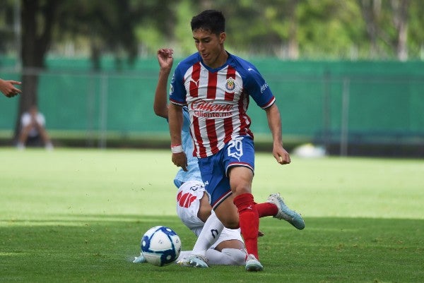 Alejandro Zendejas en su paso por Chivas en 2019