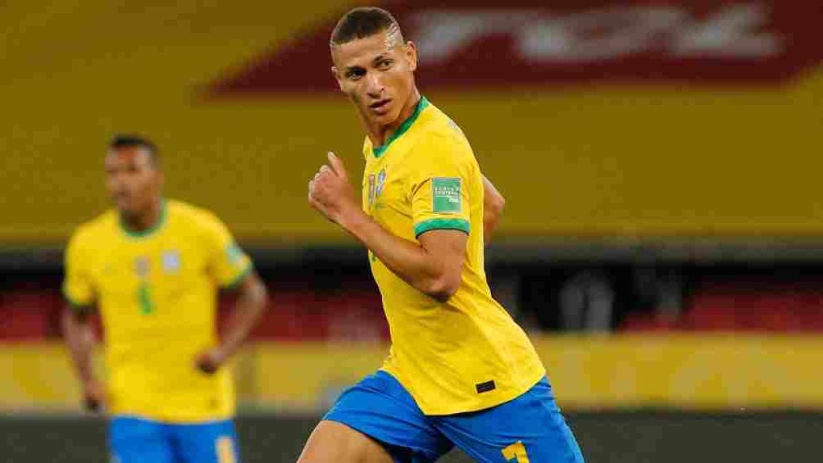 Richarlison con la selección brasileña