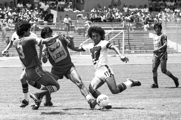 Hugo Sánchez durante su paso por el futbol mexicano