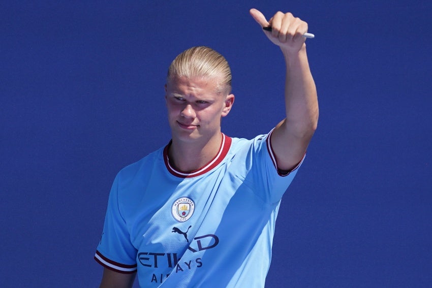 Haaland en su presentación con Manchester City