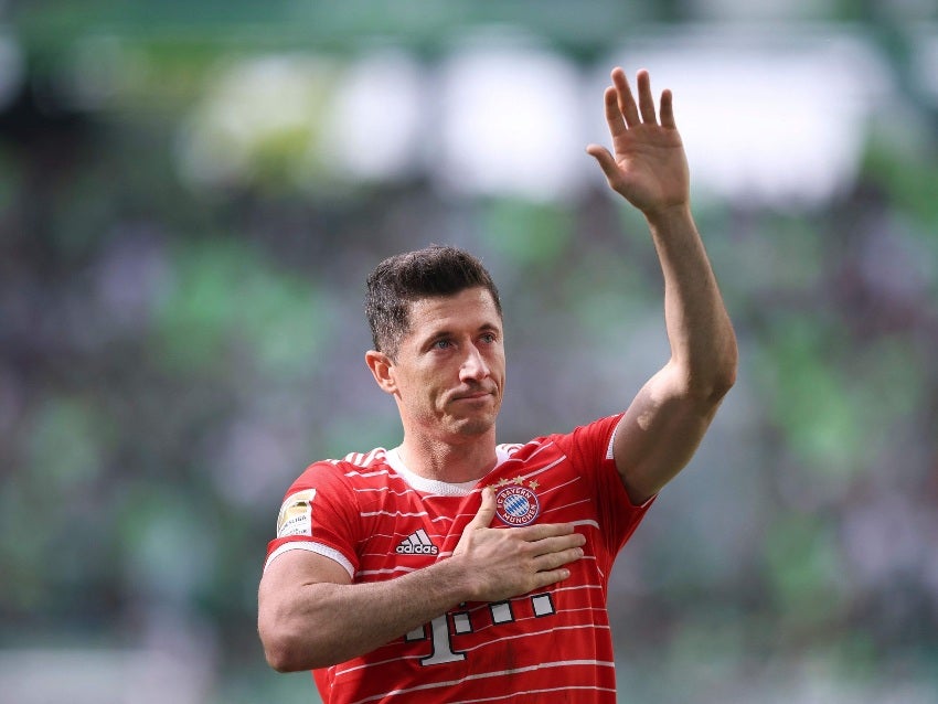 Robert Lewandowski celebrando un gol