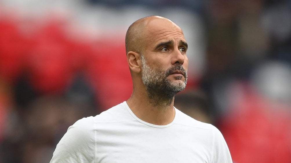 Pep Guardiola en un partido del Manchester City